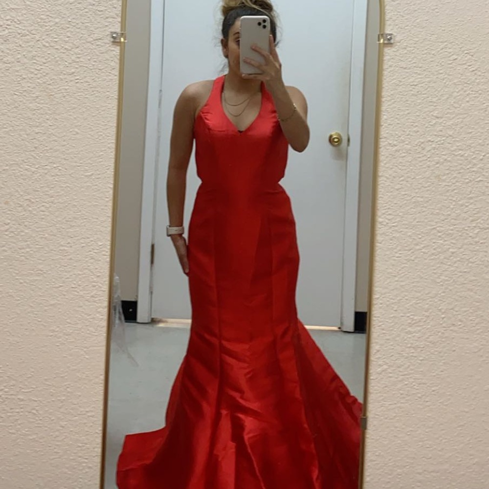 Red prom Dress 💃🏻